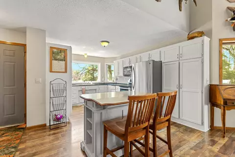 810 Little Pine Lake Trl, Harris, MN 55032