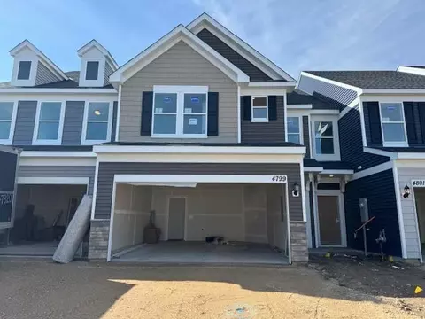4799 Airlake Dr, Woodbury, MN 55129