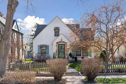 3246 Xerxes Ave N, Minneapolis, MN 55412