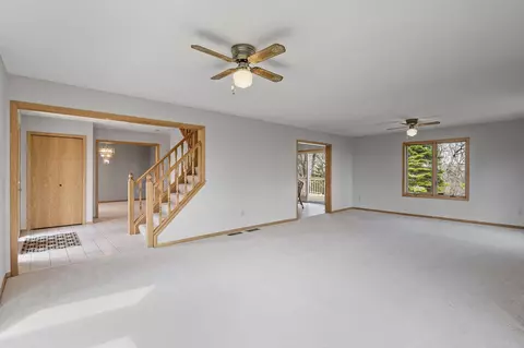 Living - 27975 Thomas Ave, Webster, MN 55088 photo 9 of 11