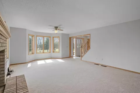 Living - 27975 Thomas Ave, Webster, MN 55088 photo 6 of 11
