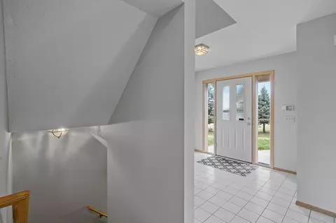 Entry Way - 27975 Thomas Ave, Webster, MN 55088 photo 6 of 7