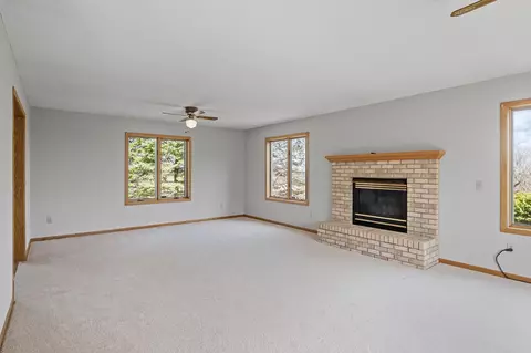 Living - 27975 Thomas Ave, Webster, MN 55088 photo 11 of 11
