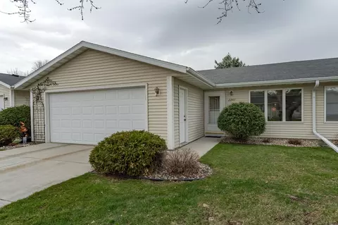 2247 30th Ave NW, Rochester, MN 55901