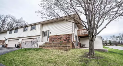 1643 Hickory Ln, Eagan, MN 55122