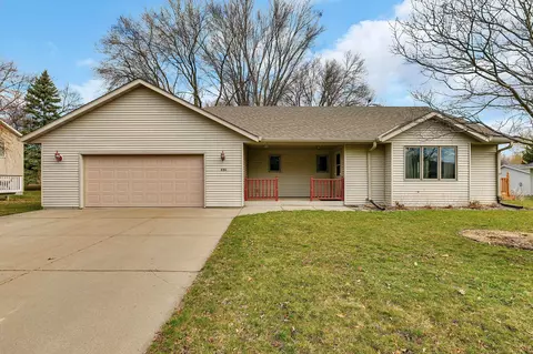 440 Cedar Cir, Annandale, MN 55302