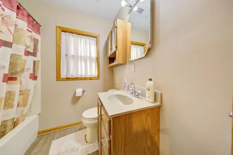 Bath - 1813 7th St NW, Faribault, MN 55021 photo 2 of 4