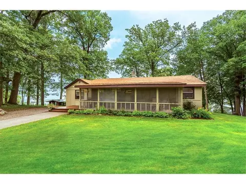 7828 Lakeview Dr, Brainerd, MN 56401 photo 2
