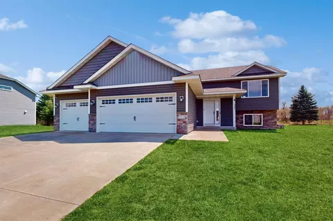 790 S Rush Creek Ln, Rush City, MN 55069