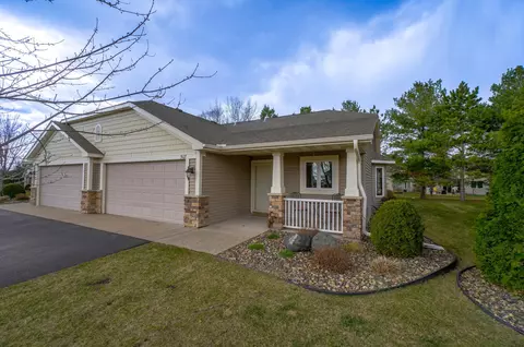 507 Cassandra Dr #60, New Richmond, WI 54017