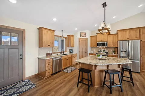 Kitchen - 7205 63rd St NW, Maple Lake, MN 55358 photo 2 of 6