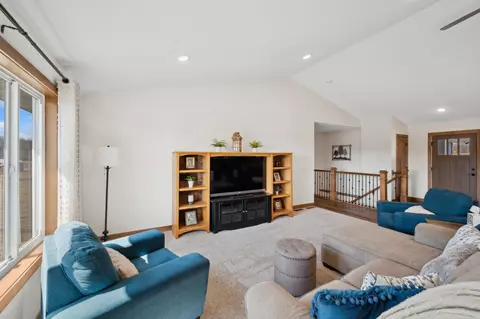 Living - 7205 63rd St NW, Maple Lake, MN 55358 photo 2 of 5