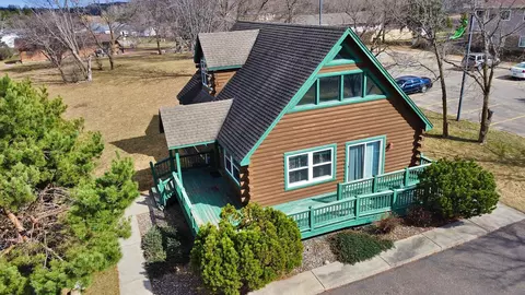 900 Minnesota Ave S, Aitkin, MN 56431