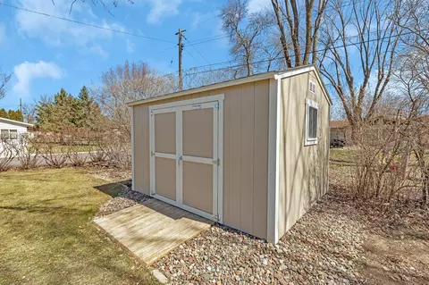 Exterior - 440 8th Ave N, Cold Spring, MN 56320 photo 7 of 9