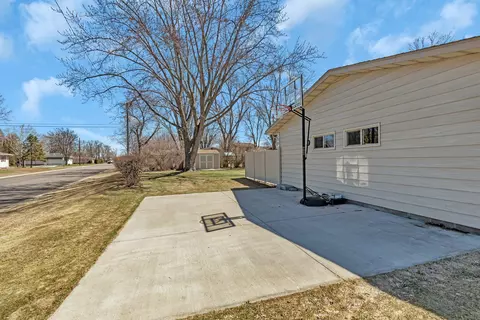 Exterior - 440 8th Ave N, Cold Spring, MN 56320 photo 8 of 9