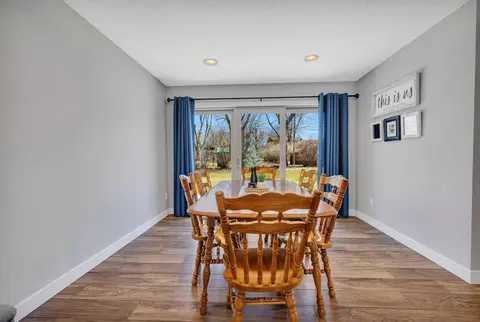 Dining - 440 8th Ave N, Cold Spring, MN 56320 photo 2 of 3