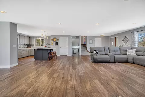 Dining - 440 8th Ave N, Cold Spring, MN 56320 photo 3 of 3