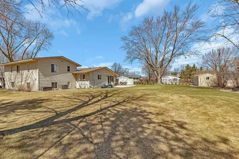 Exterior - 440 8th Ave N, Cold Spring, MN 56320 photo 4 of 9
