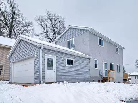 2356 Ives Ln N, Plymouth, MN 55441