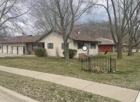 1723 Perlich Ave, Red Wing, MN 55066 photo 4