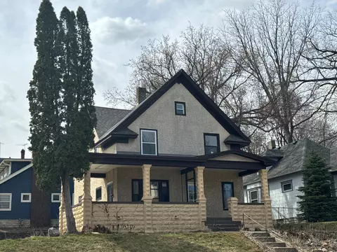 134 George St W, Saint Paul, MN 55107