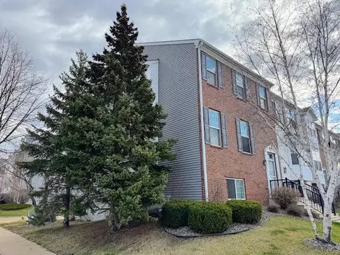 7027 Riverdale Dr NW, Ramsey, MN 55303