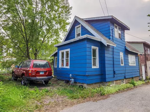517 8 12 St S, Virginia, MN 55792