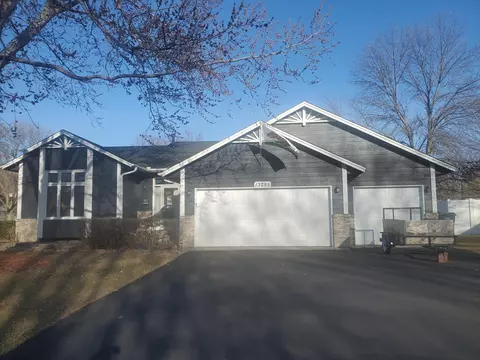 13255 Zion St NW, Coon Rapids, MN 55448