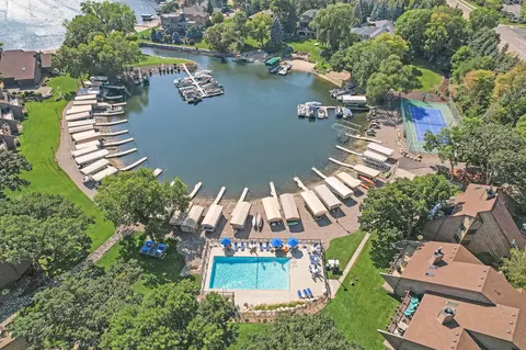 6538 Harborview Cir NE, Prior Lake, MN 55372