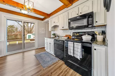 Kitchen - 8626 14th Ave S, Bloomington, MN 55425 photo 3 of 6