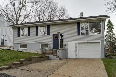1418 4th Ave NW, Rochester, MN 55901
