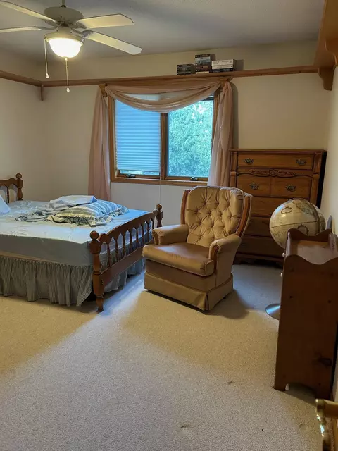 2406 10th St SW, Willmar, MN 56201 photo 9