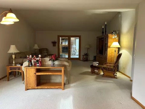 2406 10th St SW, Willmar, MN 56201 photo 5