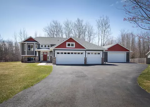 5012 Silver Leaf St, Hermantown, MN 55811
