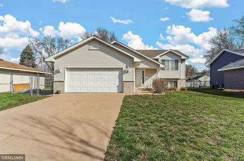 1681 Idaho Ave E, Saint Paul, MN 55106