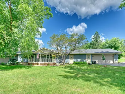 548 County Rd E, Hudson, WI 54016
