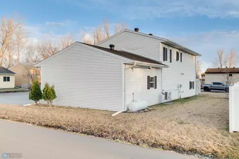 601 Willow Ct, Horace, ND 58047 photo 33