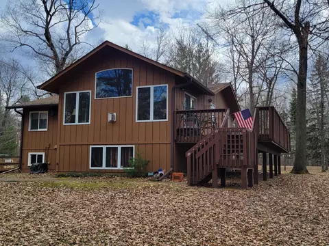 5053 Hawk Ridge Rd, Grasston, MN 55030