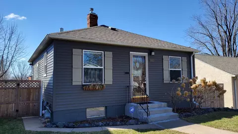 1612 5th St E, Saint Paul, MN 55106