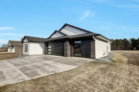 2008 River Links Dr, Cold Spring, MN 56320