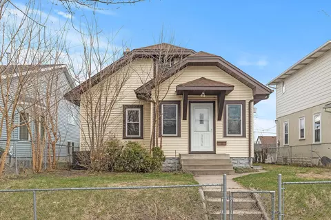 3834 Dupont Ave N, Minneapolis, MN 55412