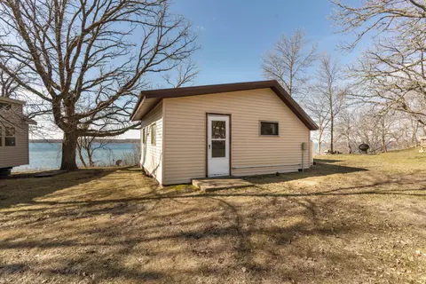 42502 240th St #CABIN 10, Battle Lake, MN 56515
