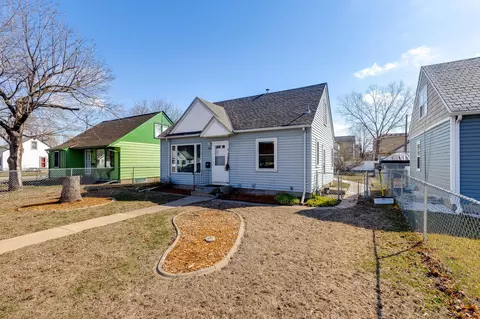 5250 Irving Ave N, Minneapolis, MN 55430