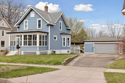 1795 Englewood Ave, Saint Paul, MN 55104