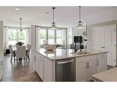 4824 Avery Ct, Eagan, MN 55123