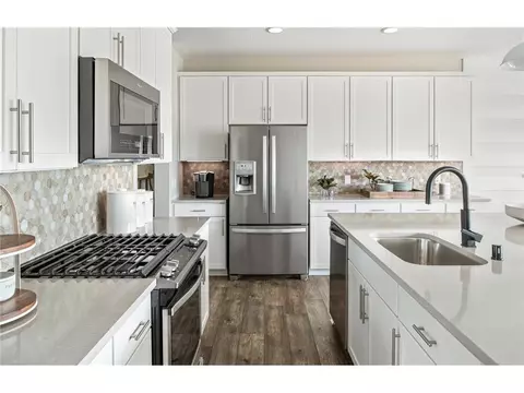 4824 Avery Ct, Eagan, MN 55123 photo 8