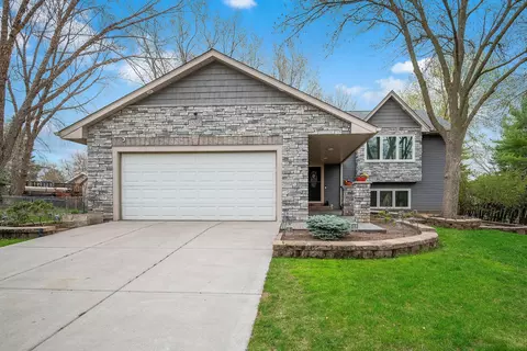 15205 Chicago Ave, Burnsville, MN 55306
