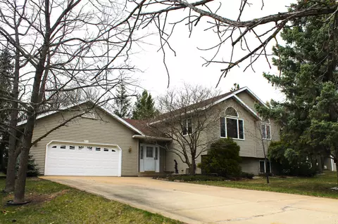 2506 Le Homme Dieu Vw NE, Alexandria, MN 56308