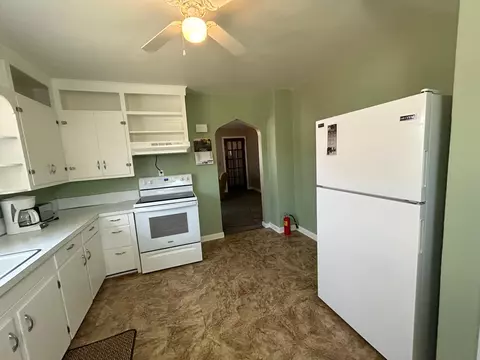Kitchen - 328 E Schlieman Ave, Appleton, MN 56208 photo 1 of 3