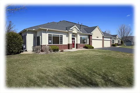 13912 54th Ave N #4, Plymouth, MN 55446